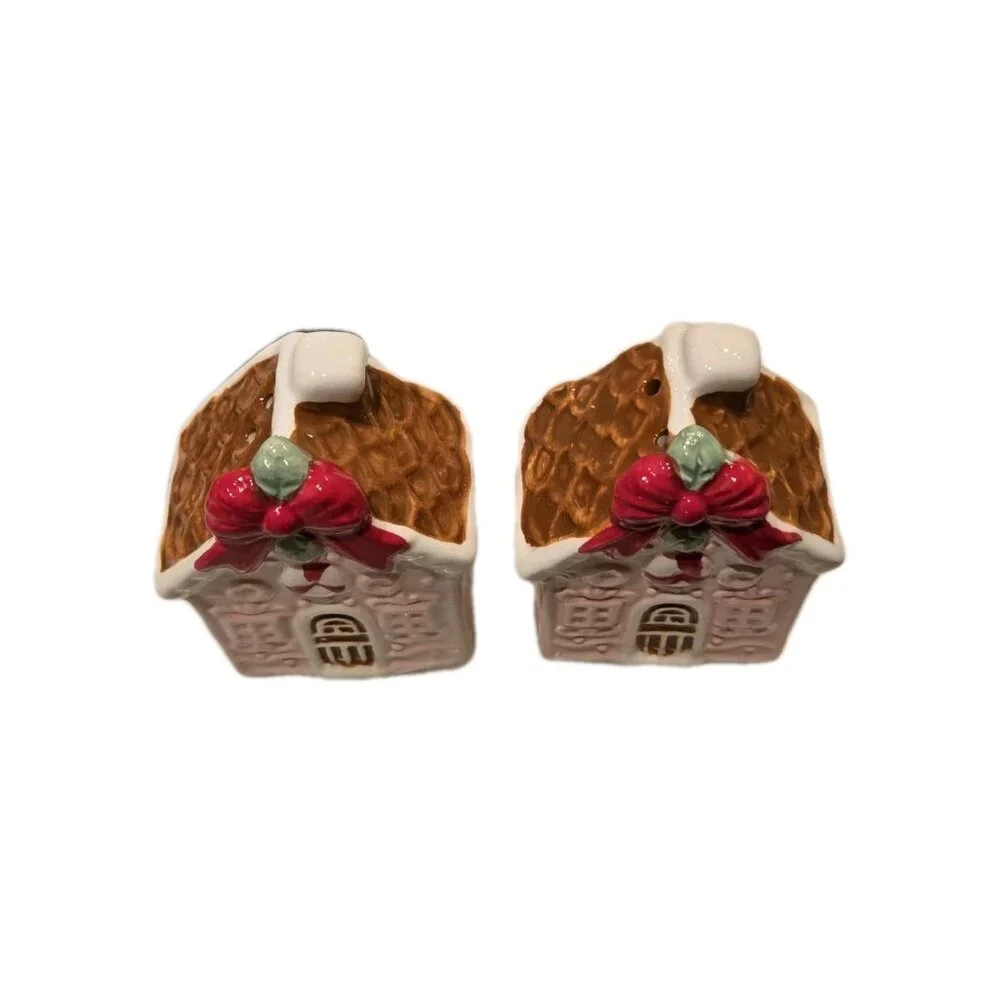 New Christmas Gingerbread House Salt & Pepper Shakers Salt N Pepper Dinning Set